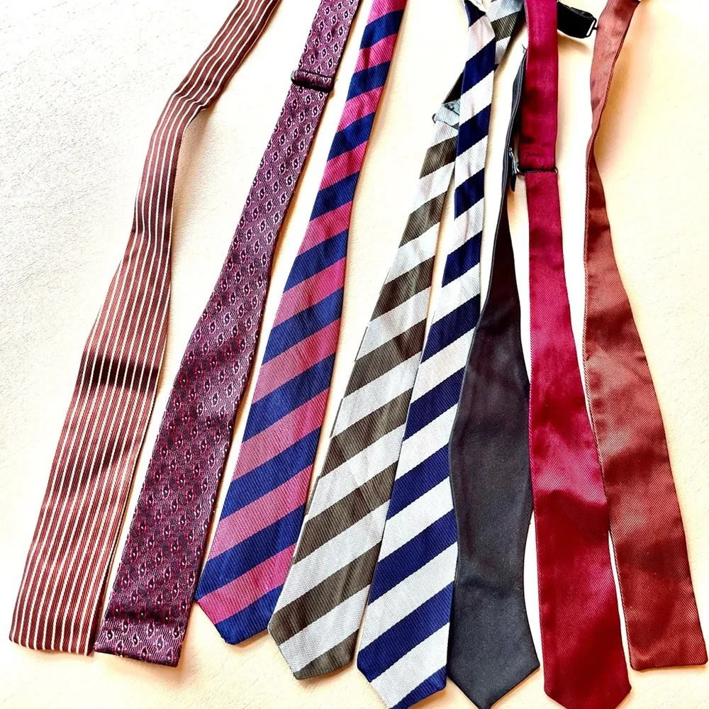 Lot of Eight Vintage Bow Ties